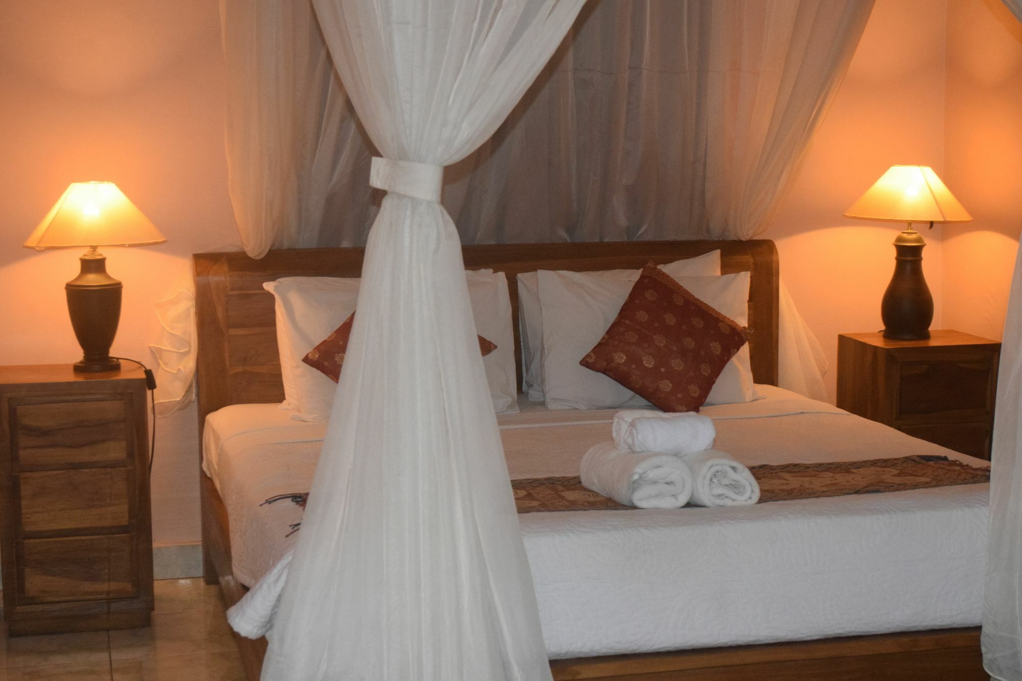 Aura Bisma Hotel Ubud Buitenkant foto