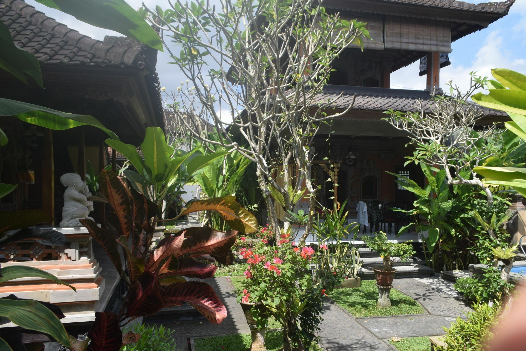 Aura Bisma Hotel Ubud Buitenkant foto